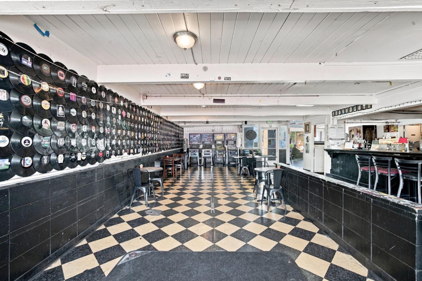 2633 San Pablo AVE