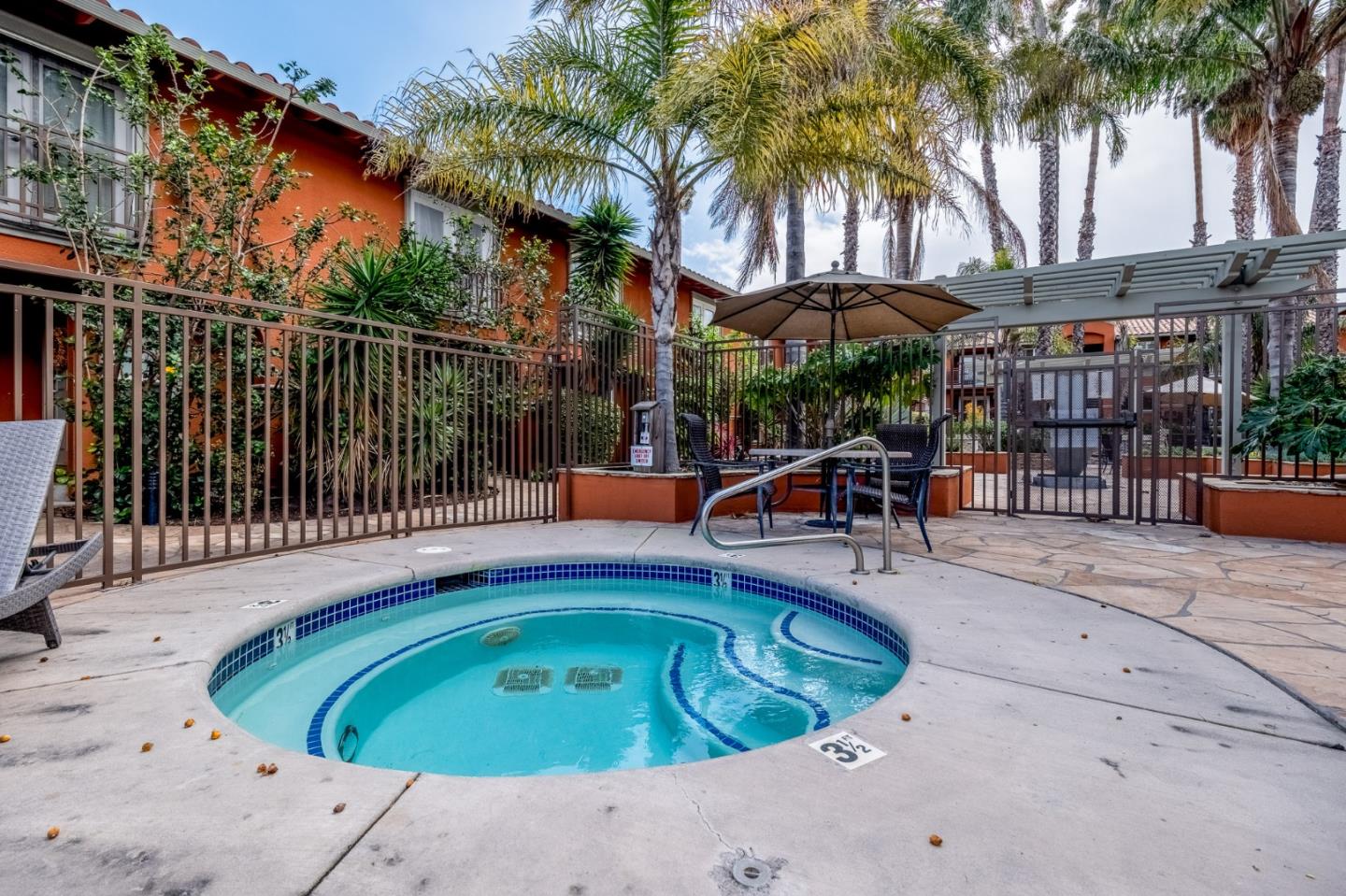 1865 Palm View PL 229