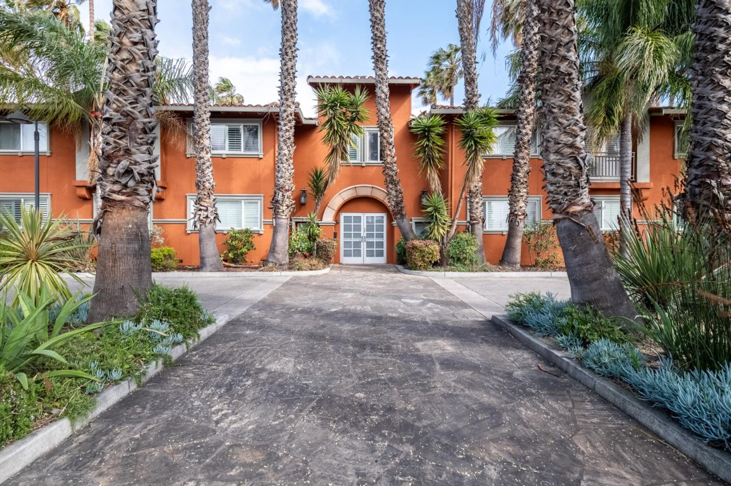 1865 Palm View PL 229