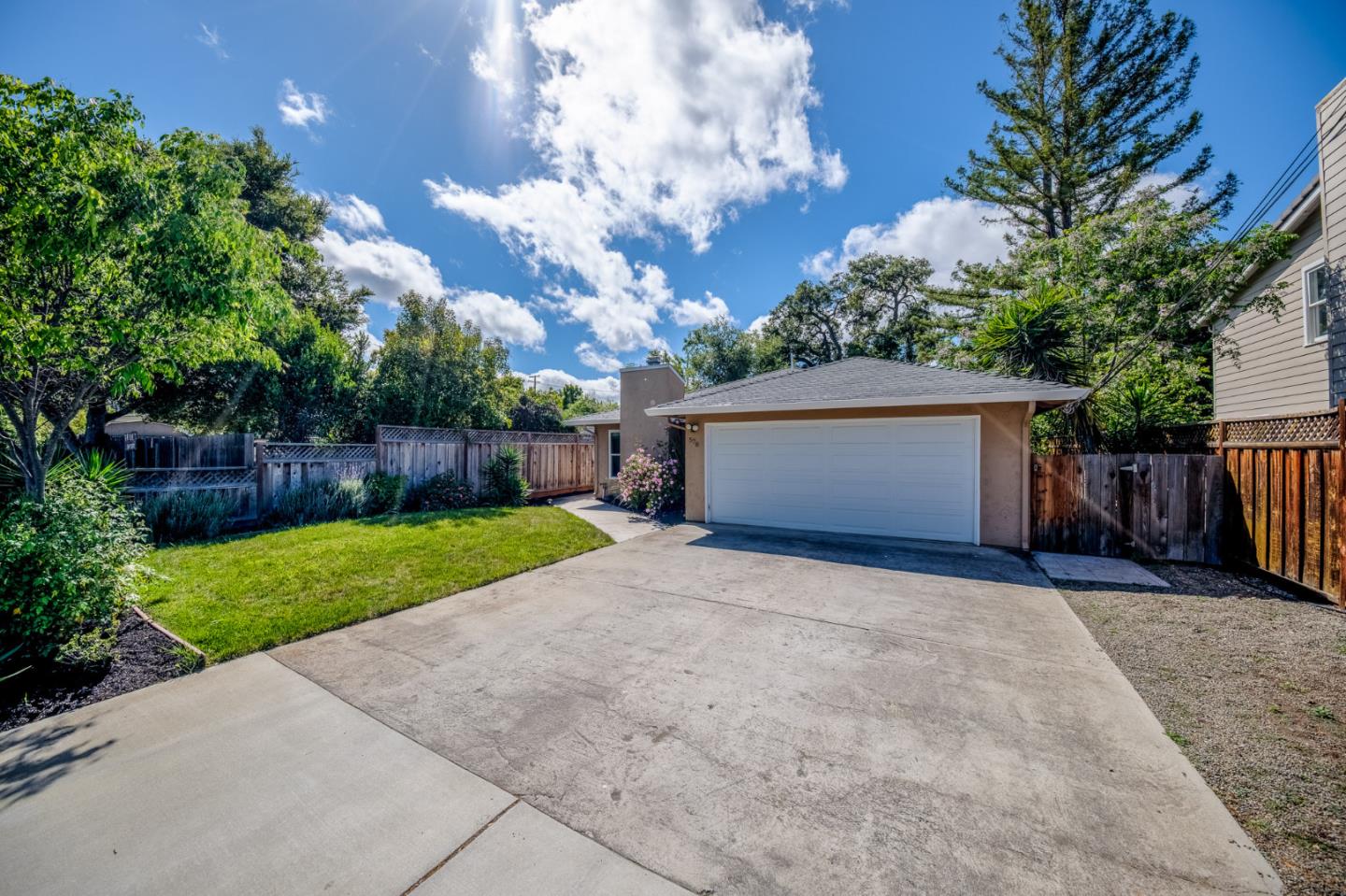578 Maybell AVE