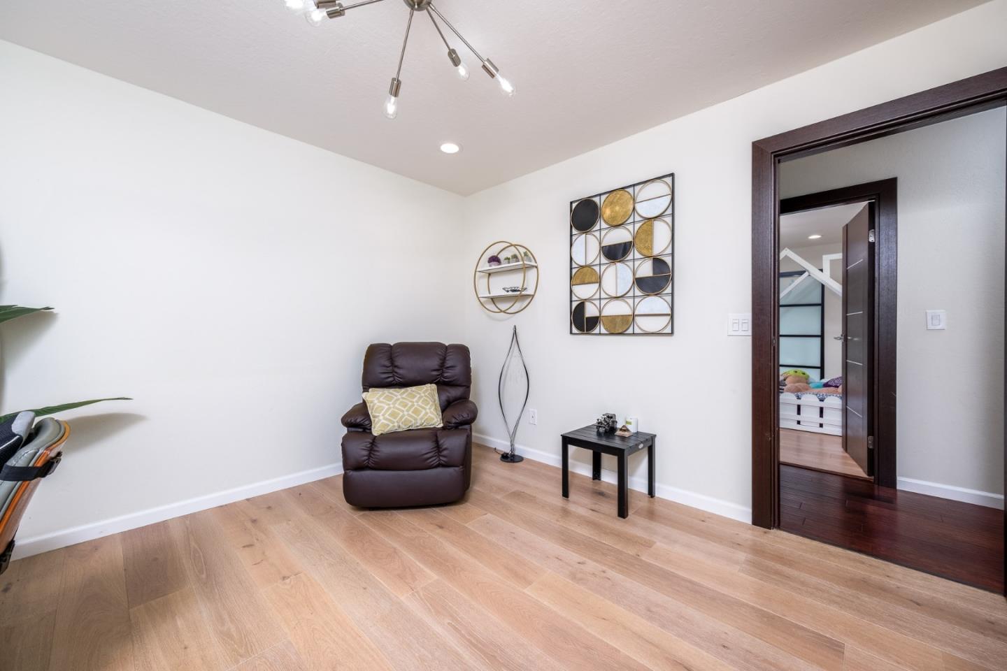 578 Maybell AVE