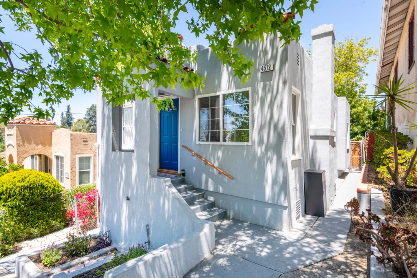 4512 Ellen ST