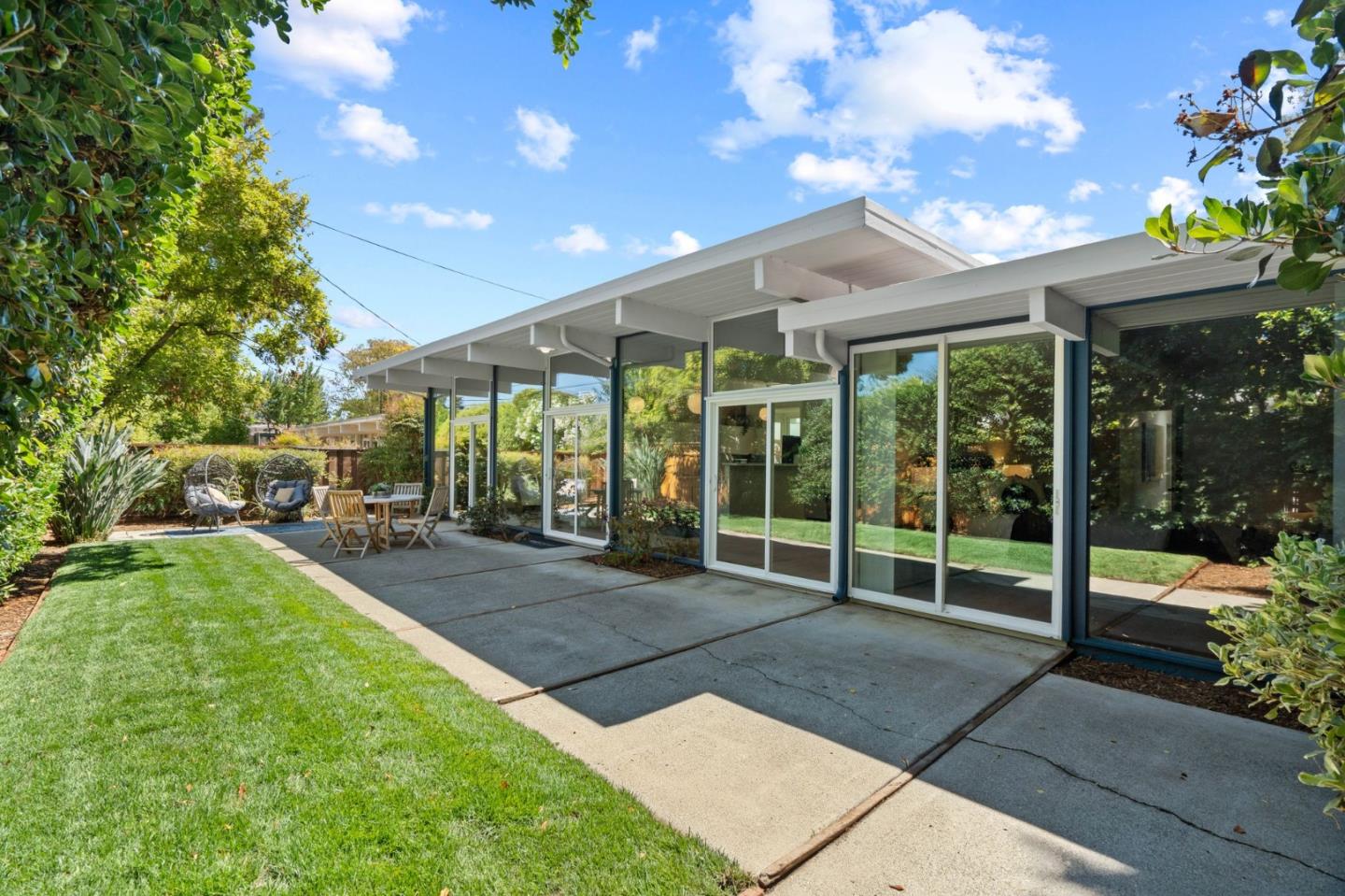 2621 Greer RD