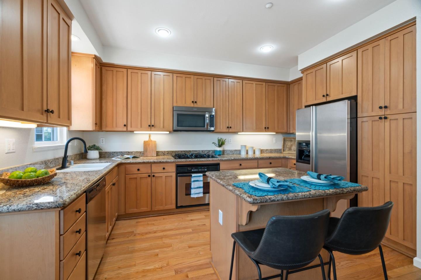 1033 Keeble CT