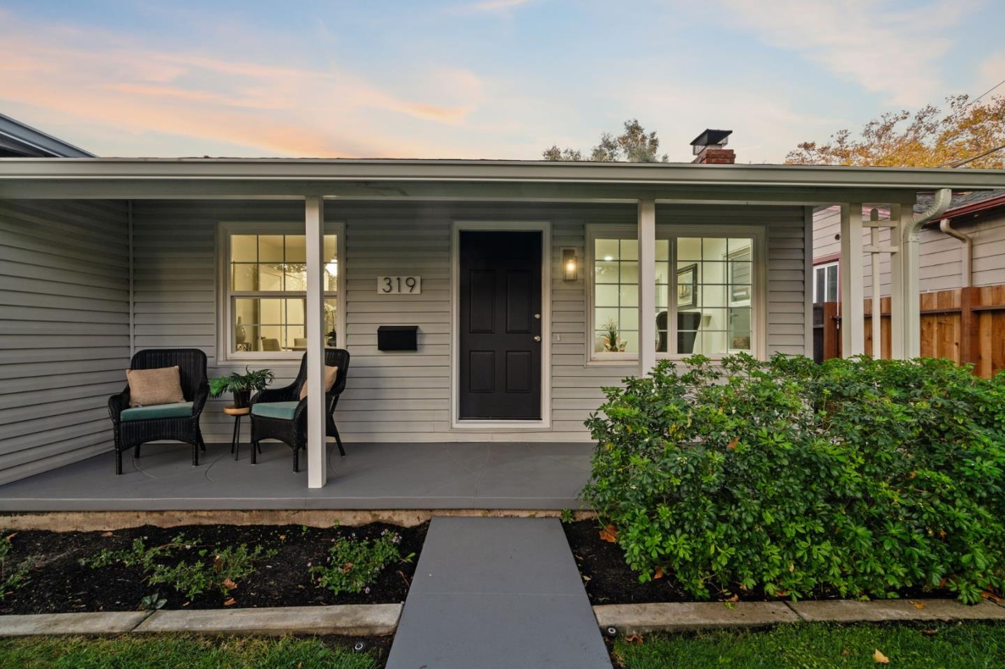 319 Madrone ST