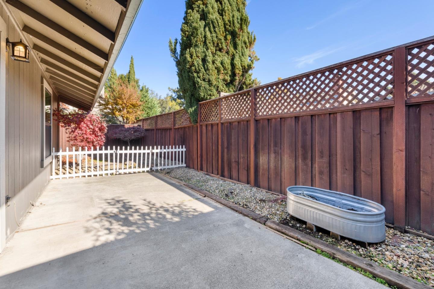 998 Santa Cruz WAY