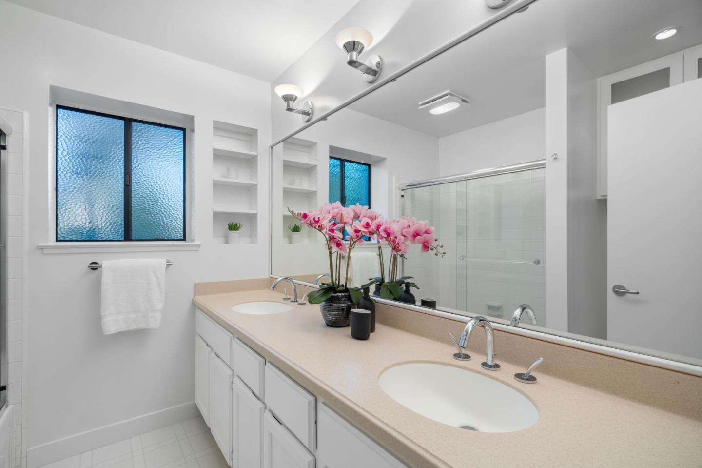 1168 Saint Anthony CT