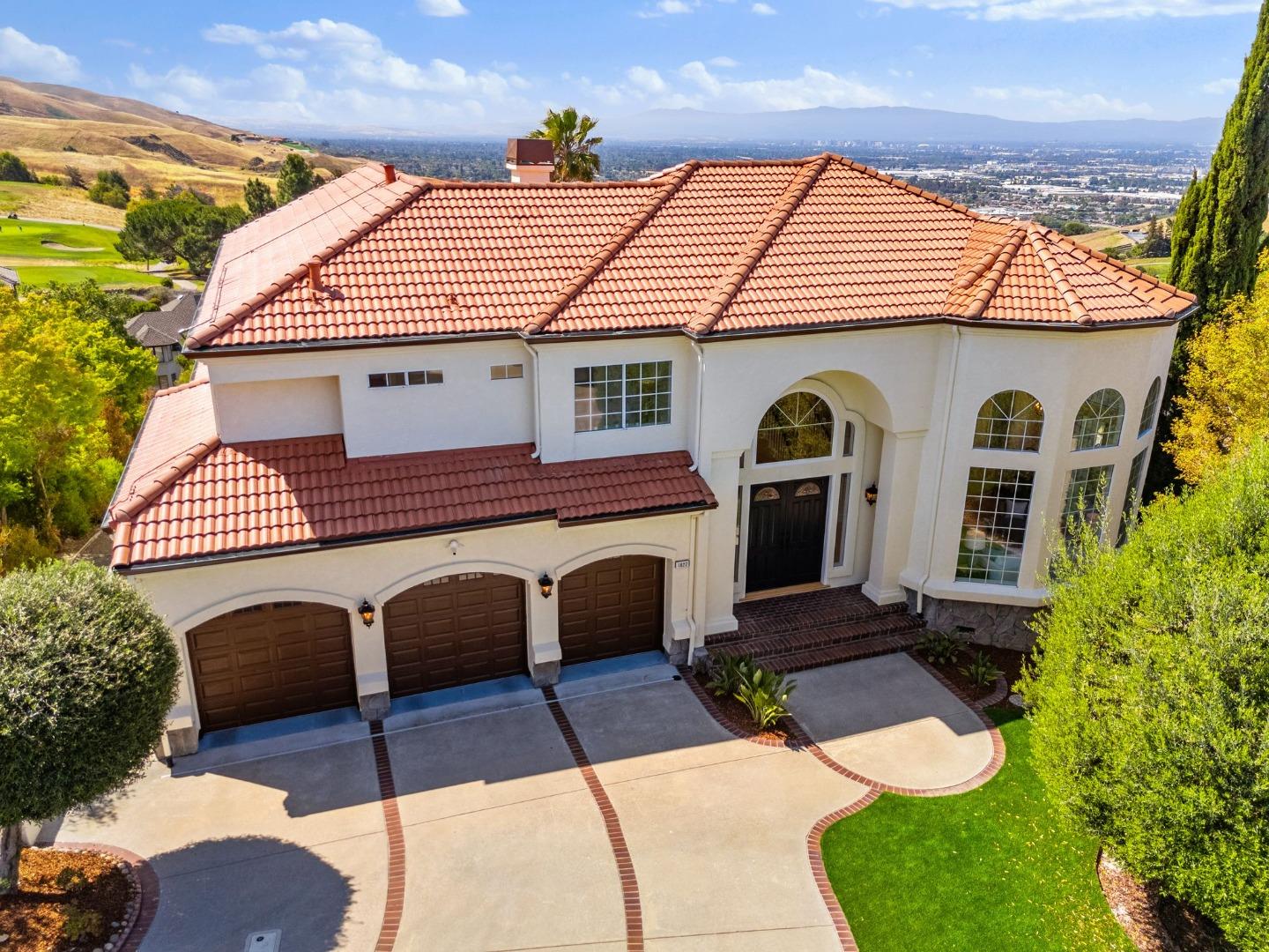 1822 Saint Andrews CT