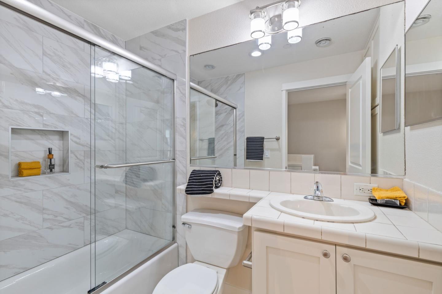 265 Kentdale PL