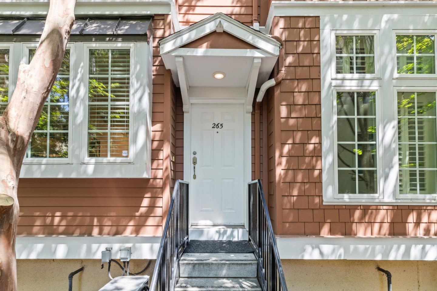 265 Kentdale PL
