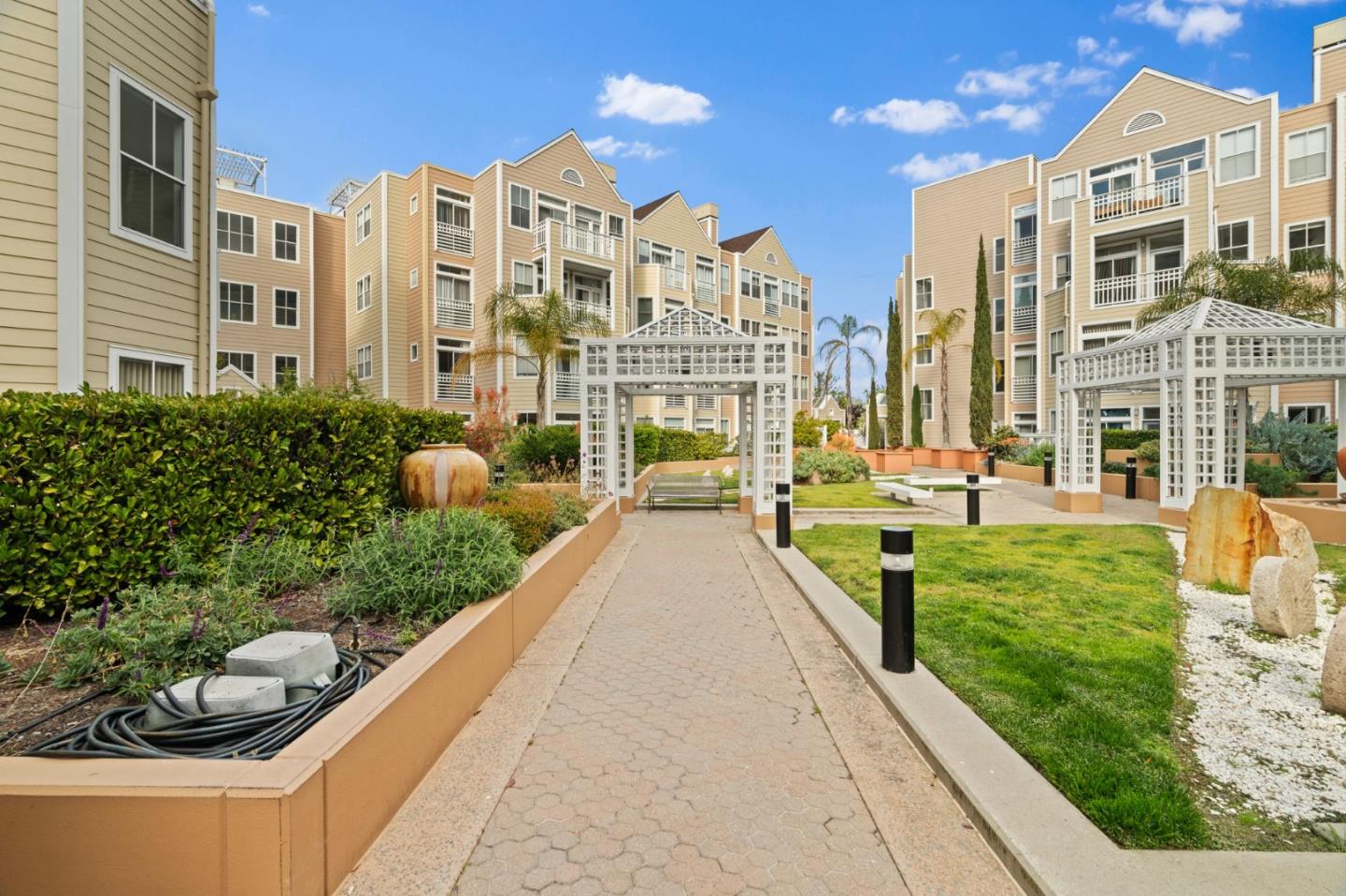 550 Ortega AVE B321