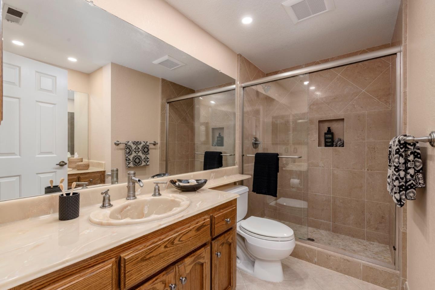 7003 Quail Cliff WAY