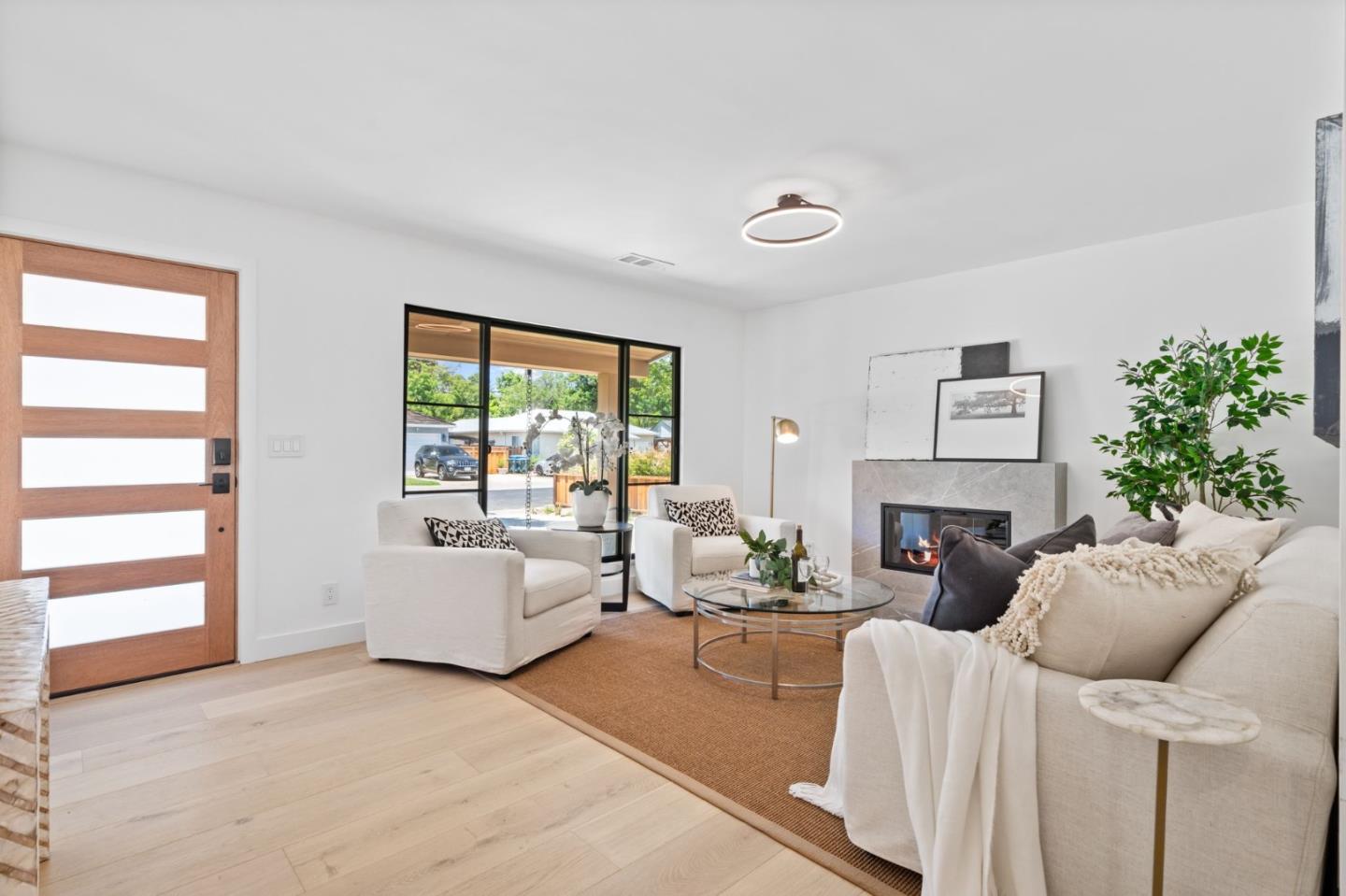 2330 Sierra CT