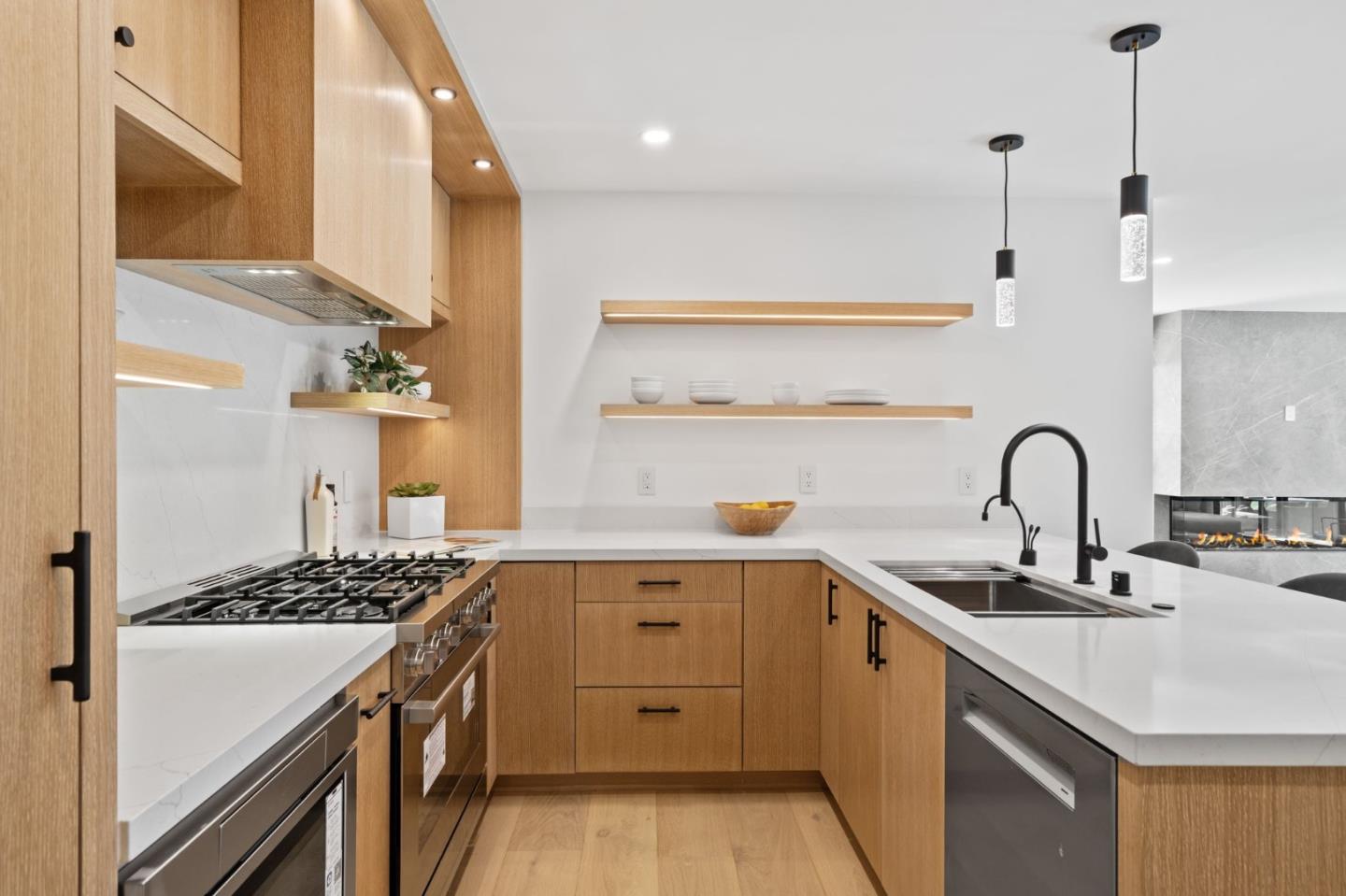 2330 Sierra CT