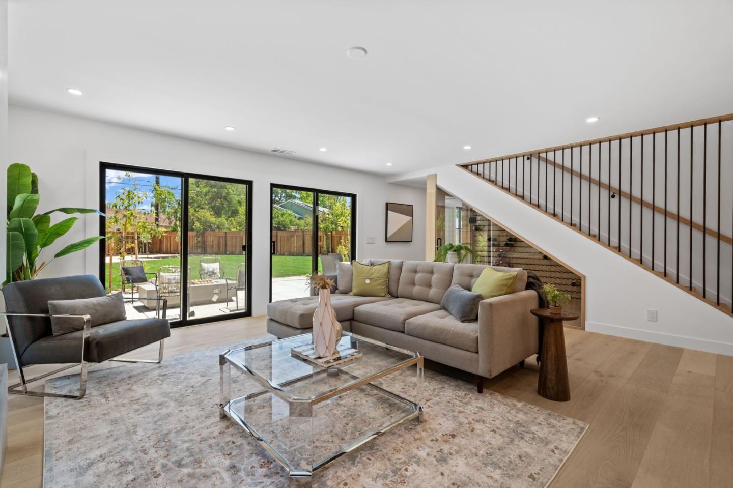 2330 Sierra CT