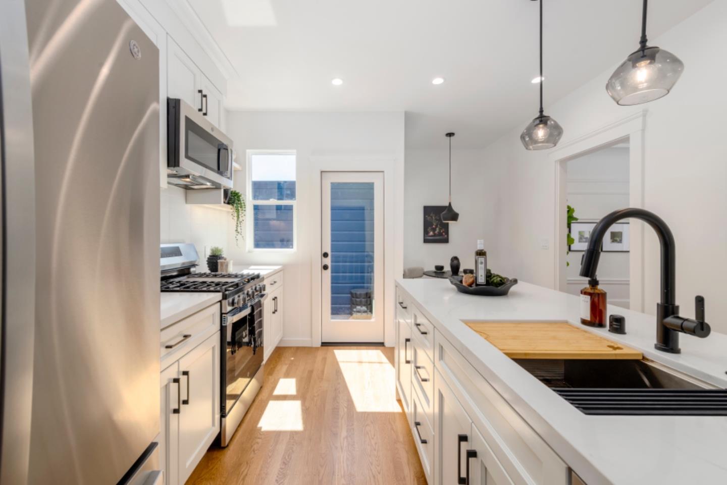 76 Bayview Street