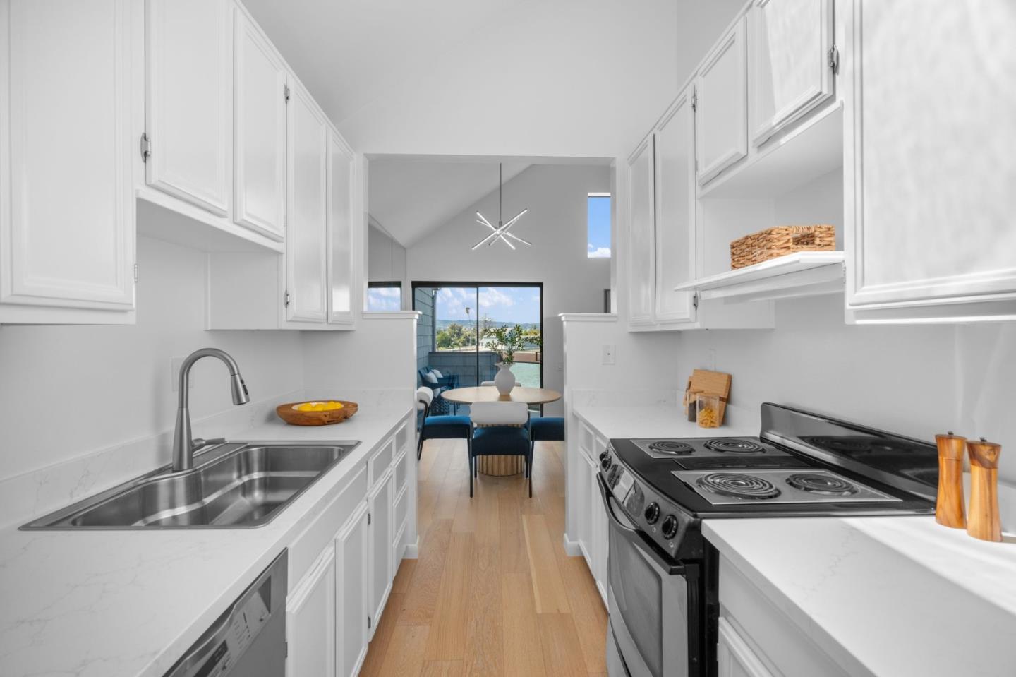 878 Wharfside Road
