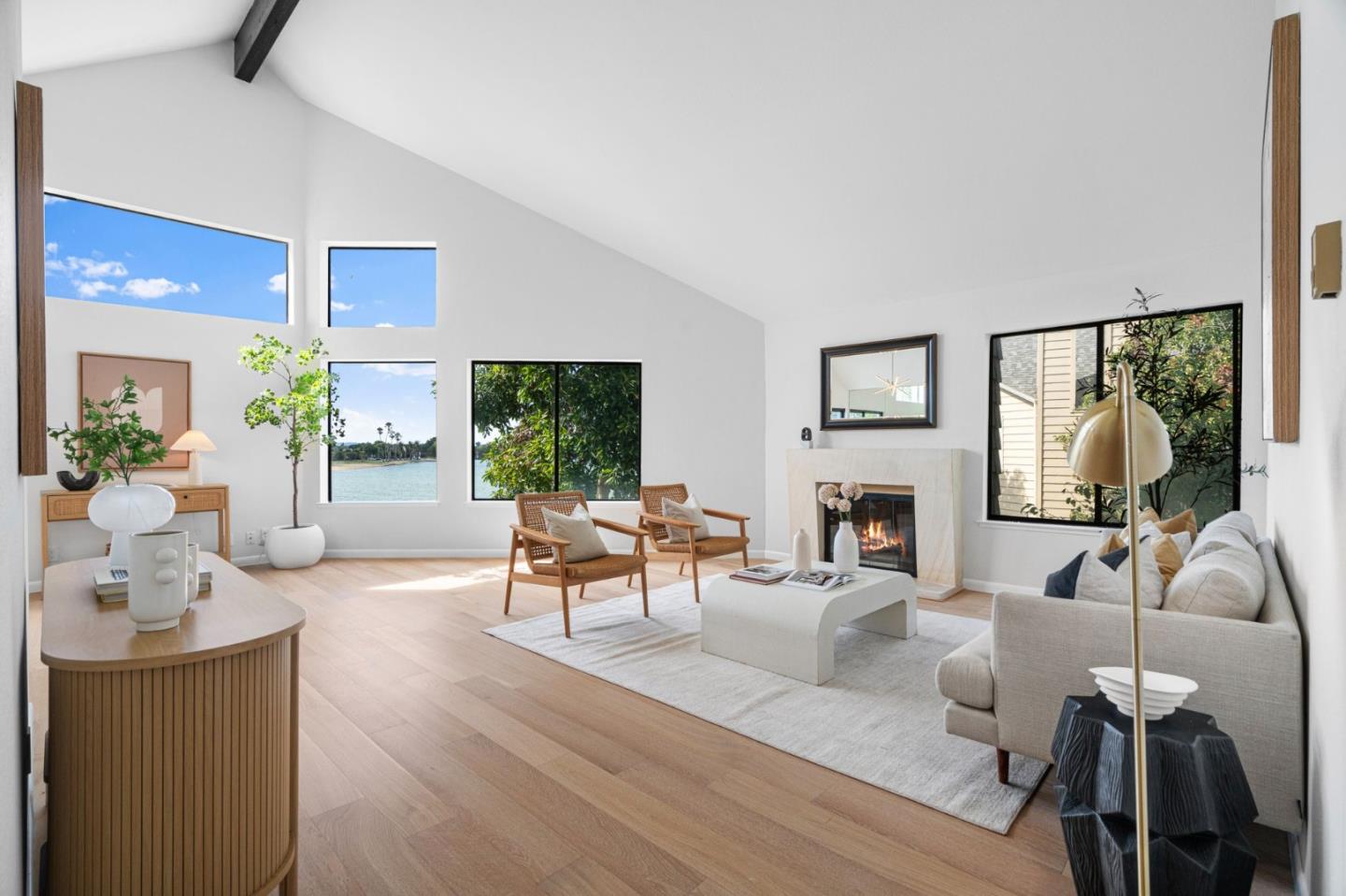 878 Wharfside Road