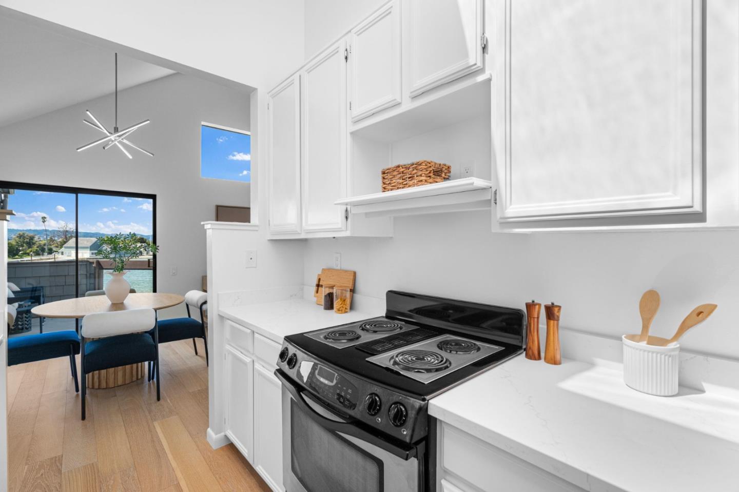 878 Wharfside Road