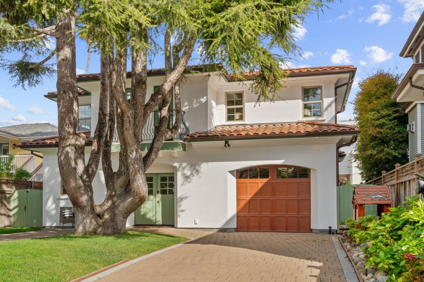 608 Laguna Street