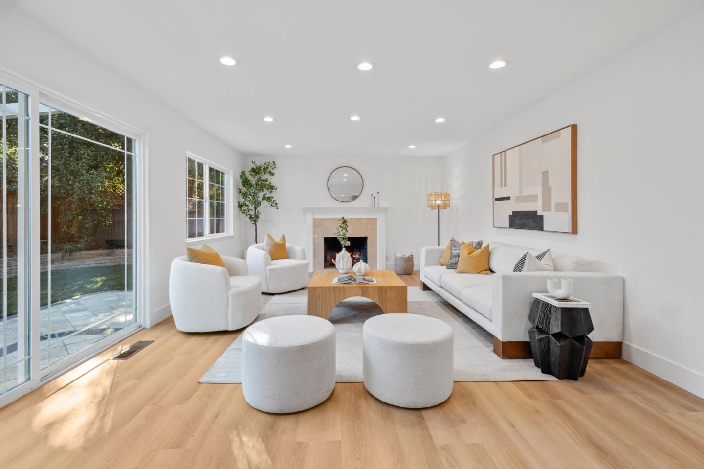 1402 Oak Avenue