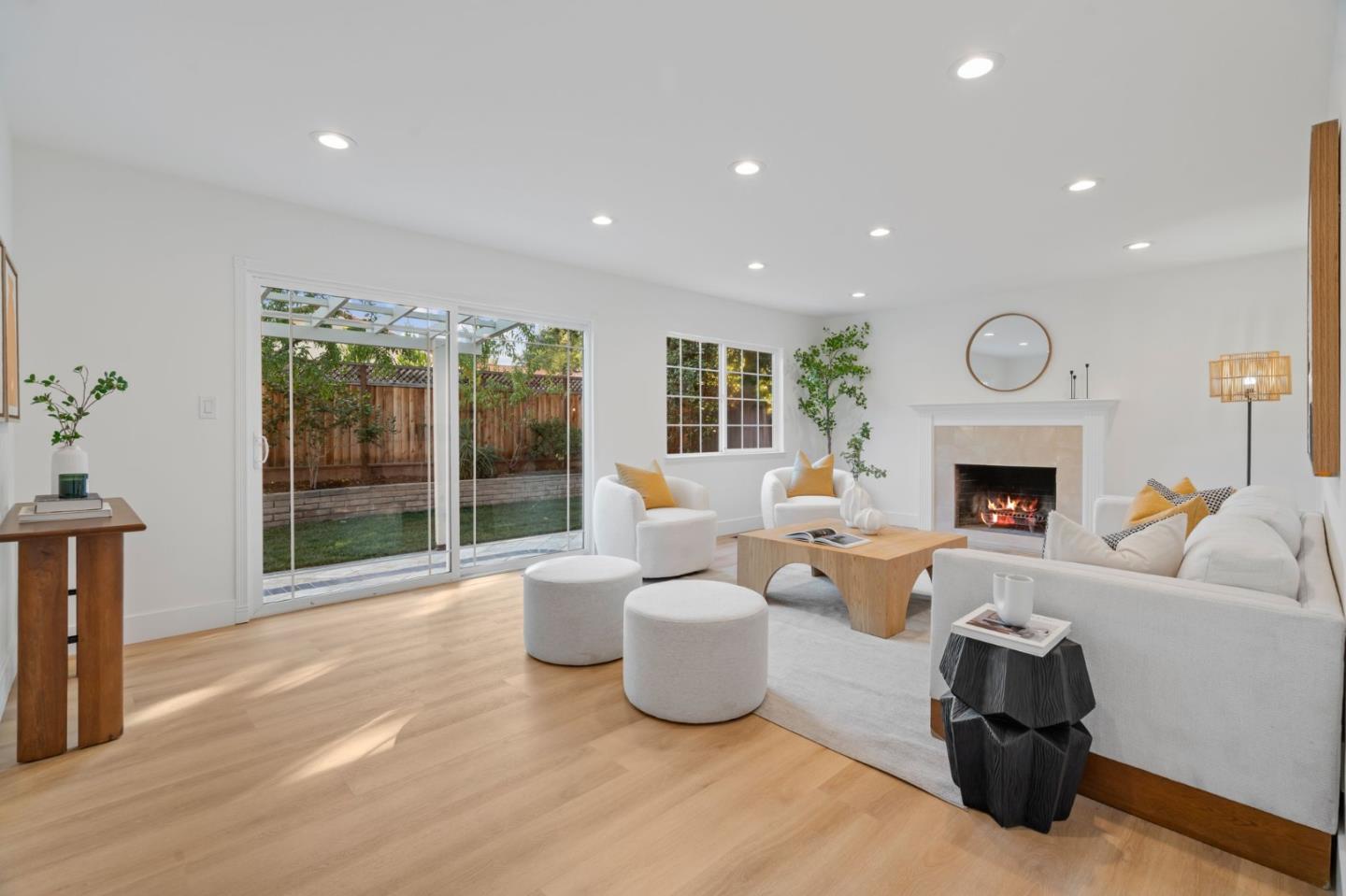 1402 Oak Avenue