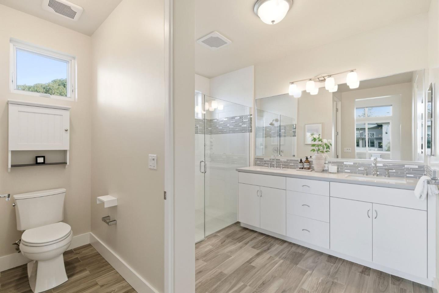 889 North San Antonio Road 2020