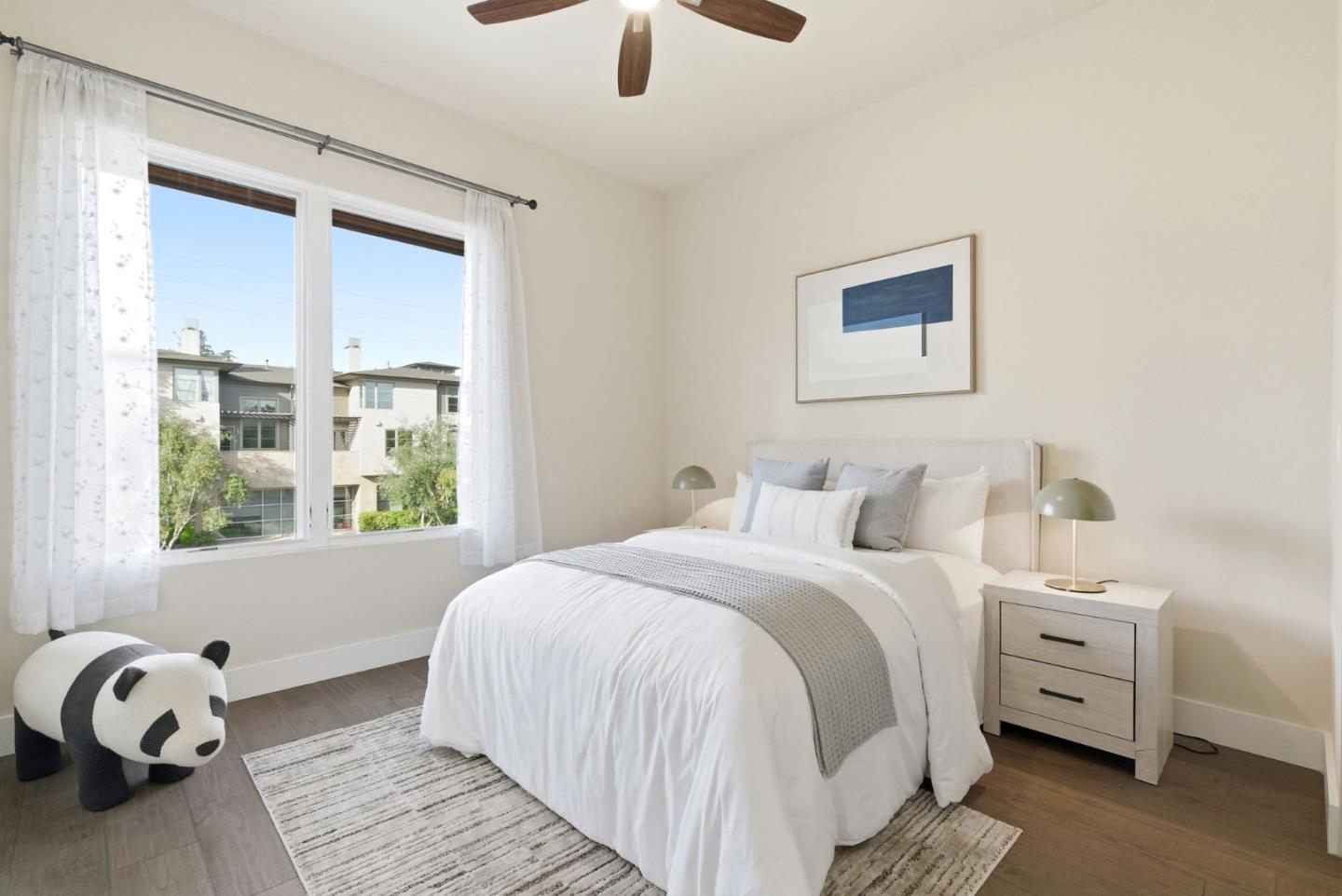 889 North San Antonio Road 2020