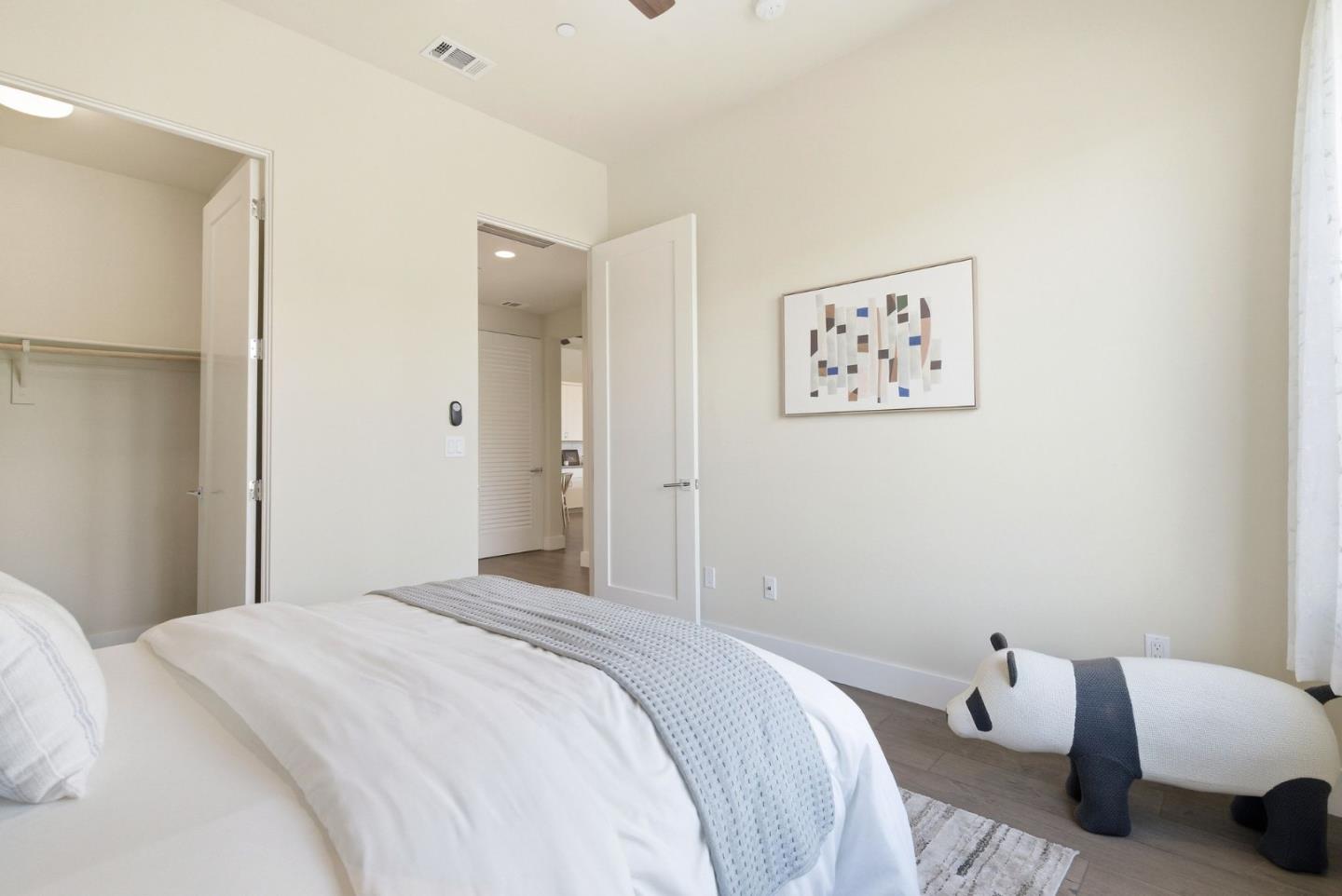 889 North San Antonio Road 2020