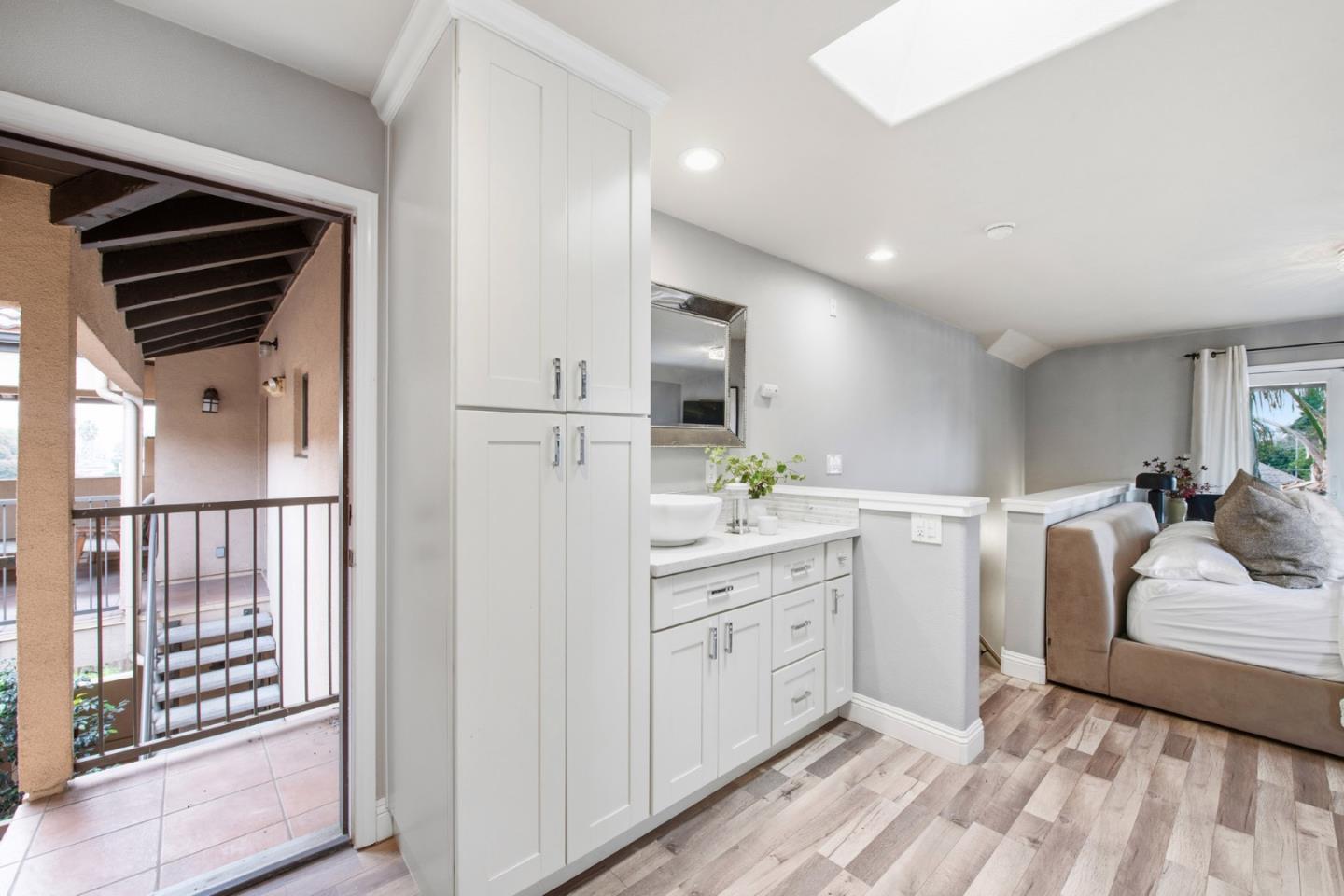 18 South 21st Street 100