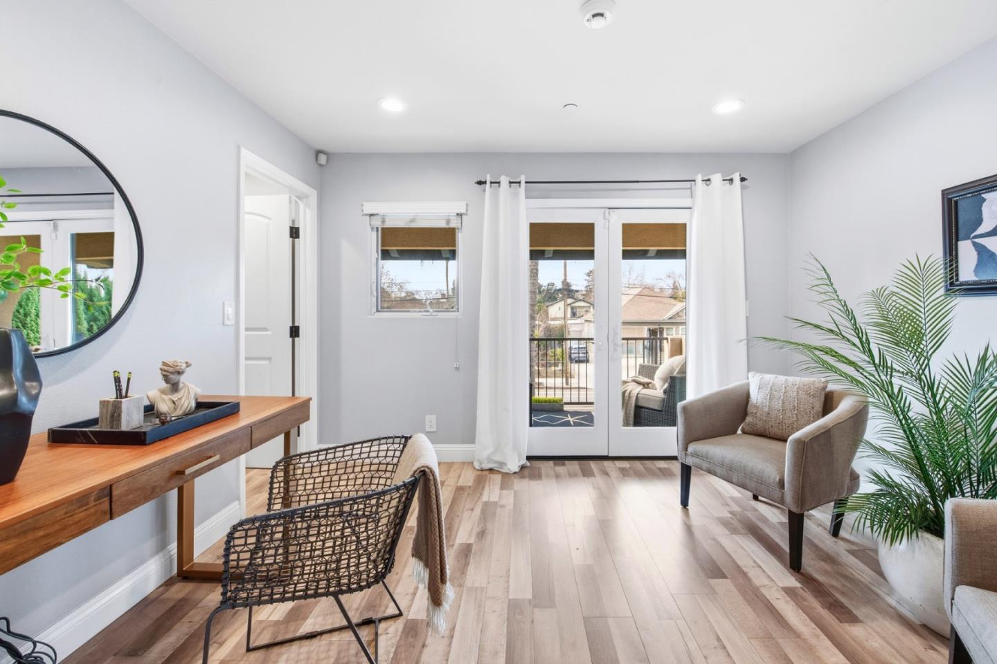 18 South 21st Street 100