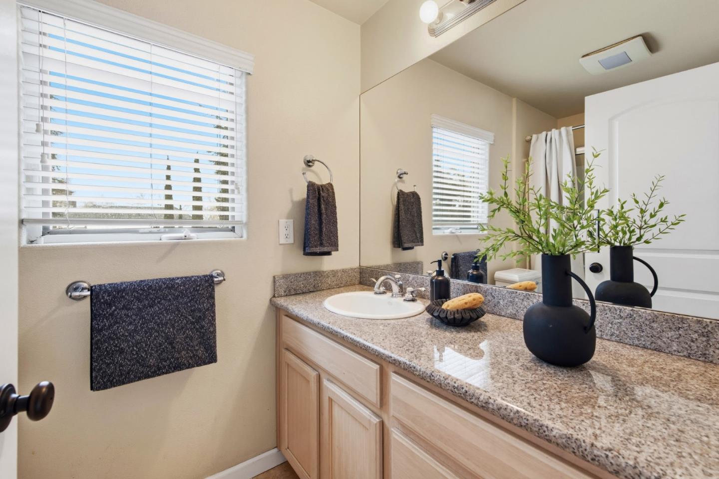 18 South 21st Street 100