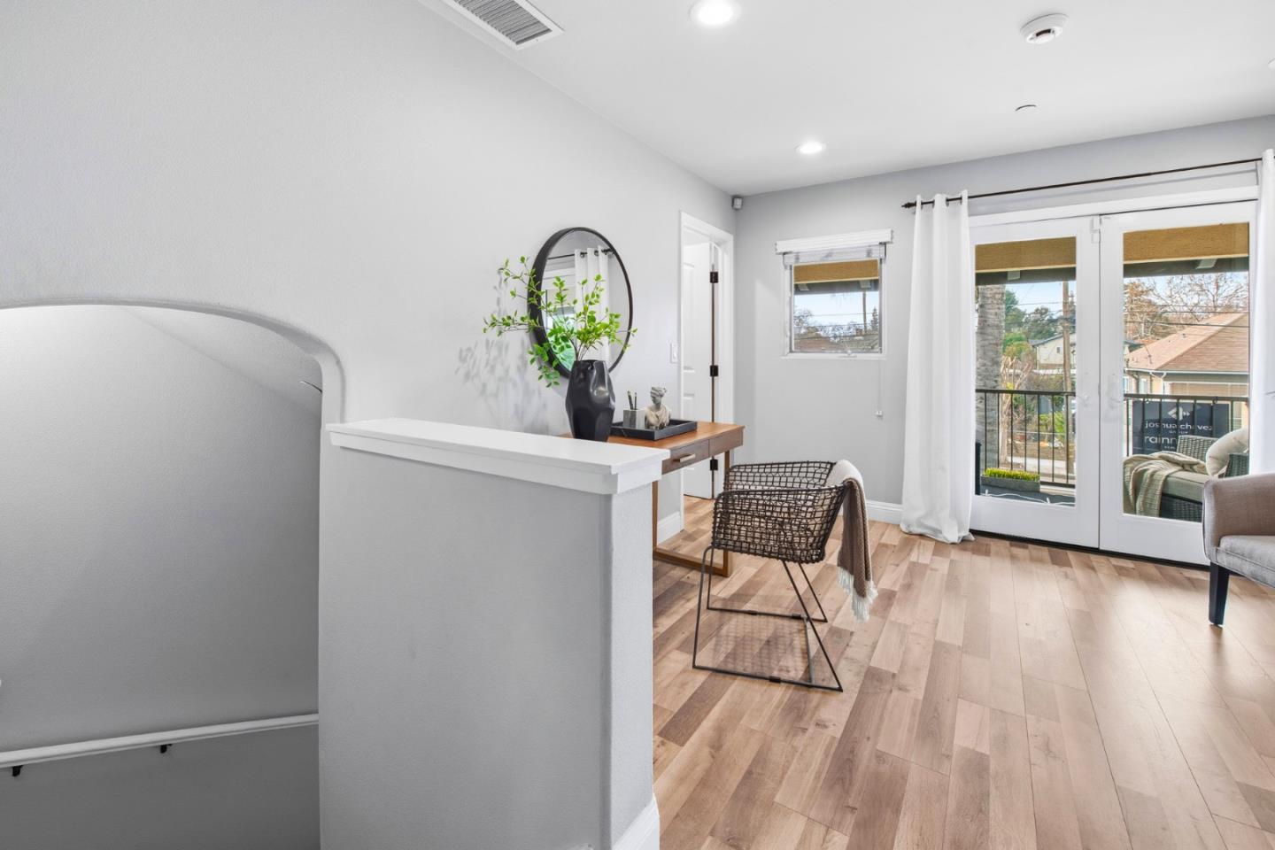 18 South 21st Street 100