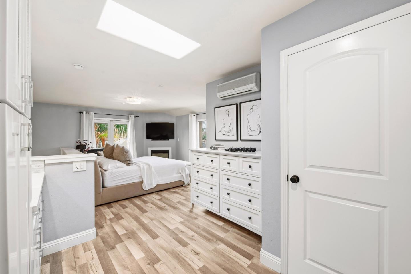 18 South 21st Street 100