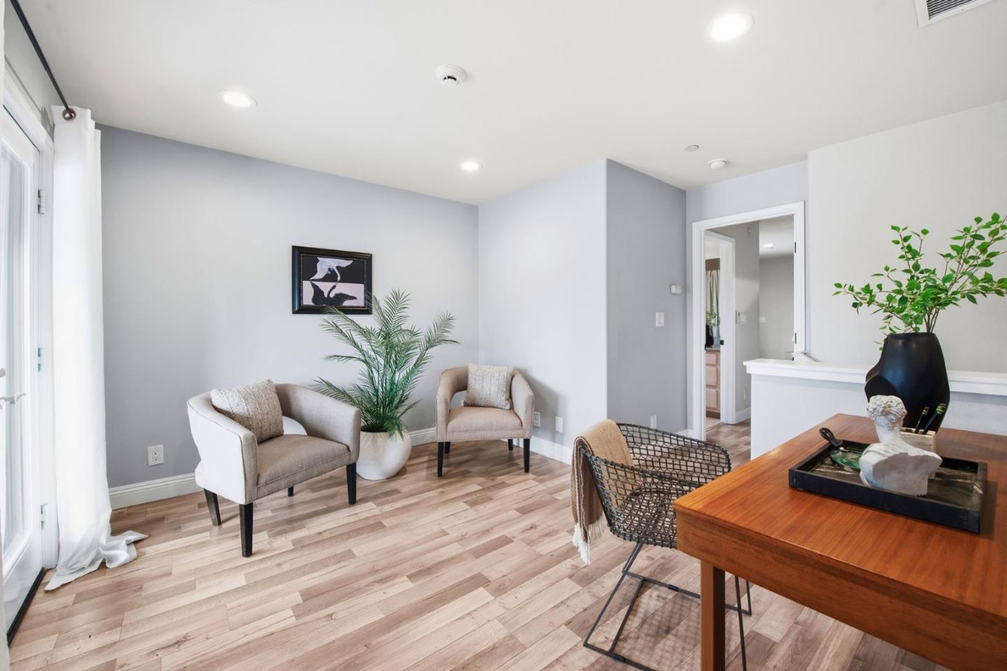 18 South 21st Street 100