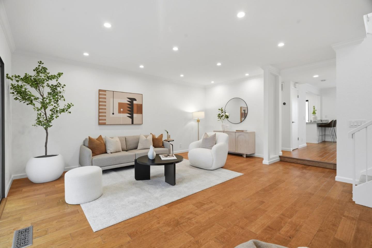 243 Sierra Vista Avenue