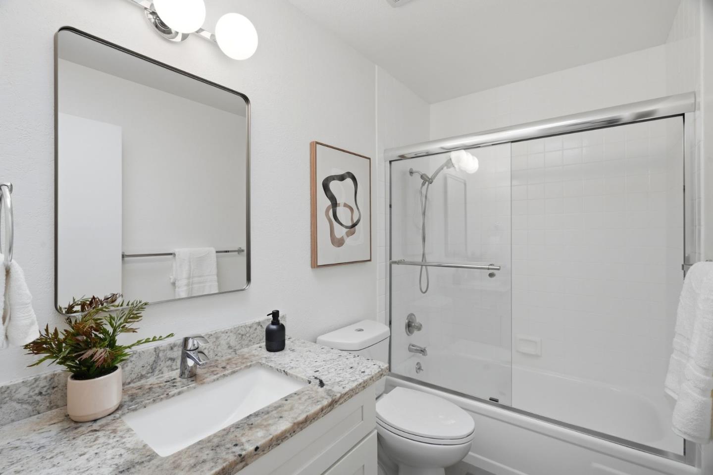 243 Sierra Vista Avenue