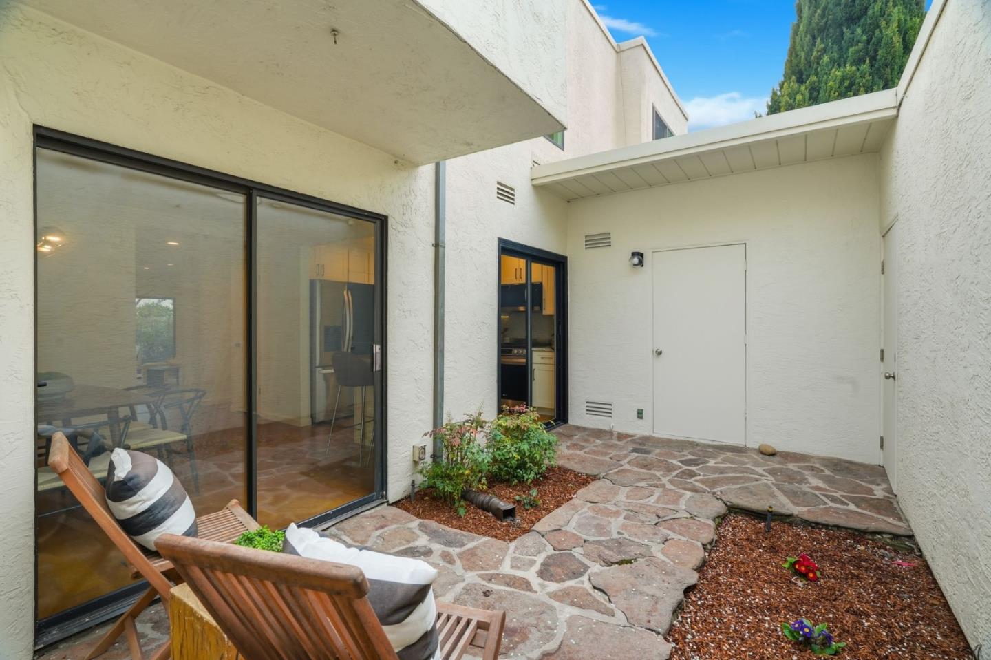 243 Sierra Vista Avenue