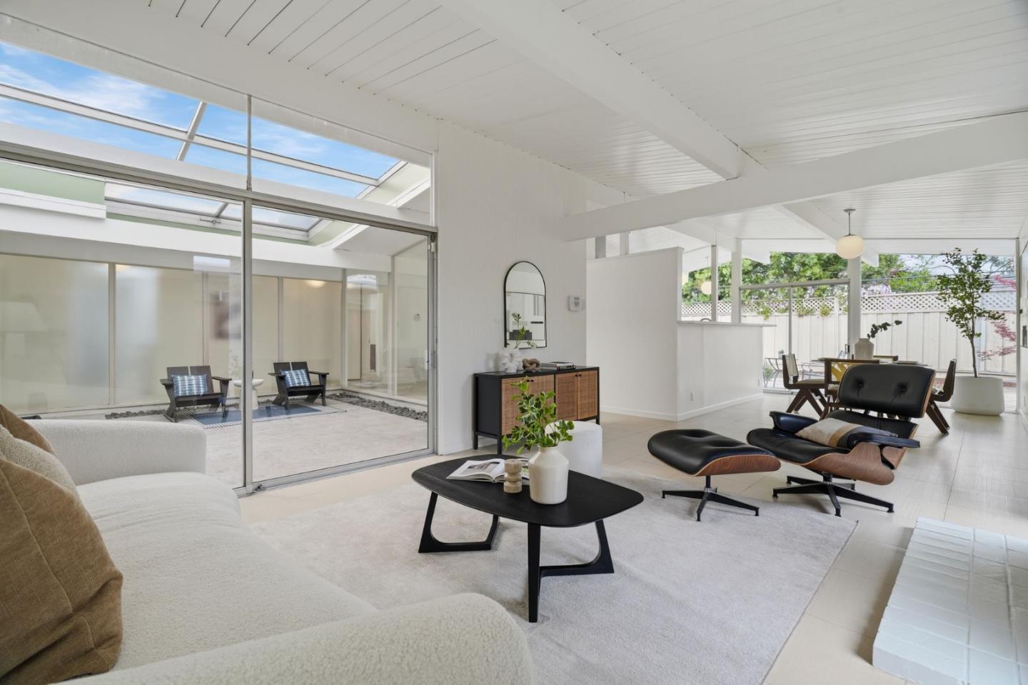 625 West Remington Drive