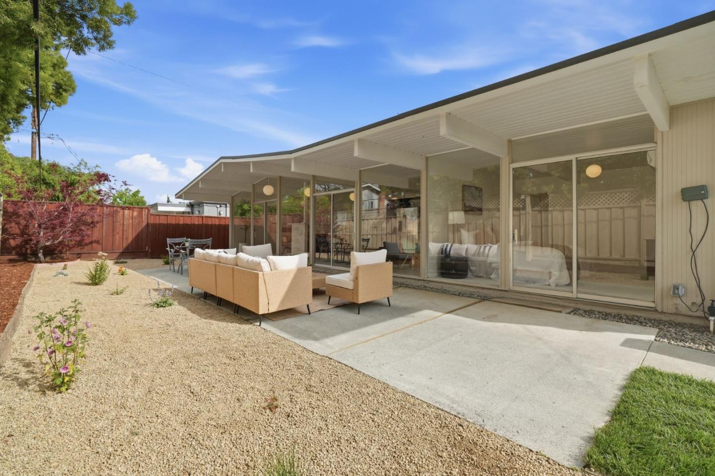 625 West Remington Drive