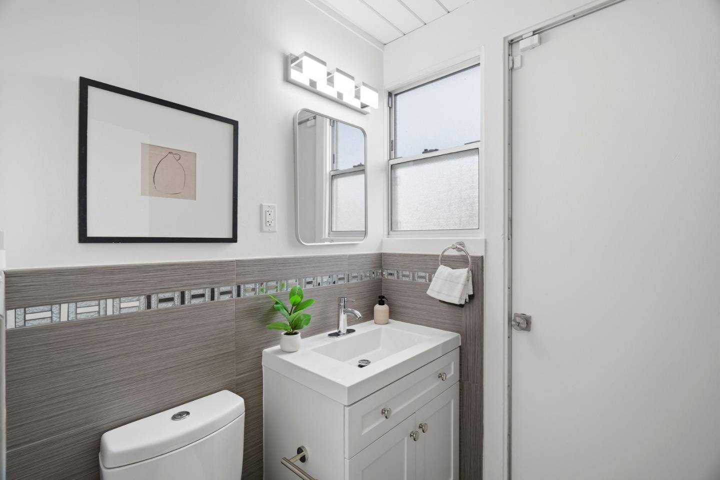 625 West Remington Drive