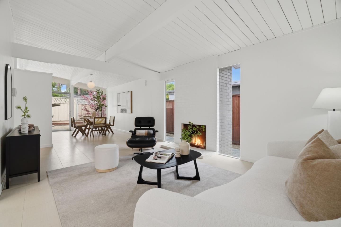 625 West Remington Drive