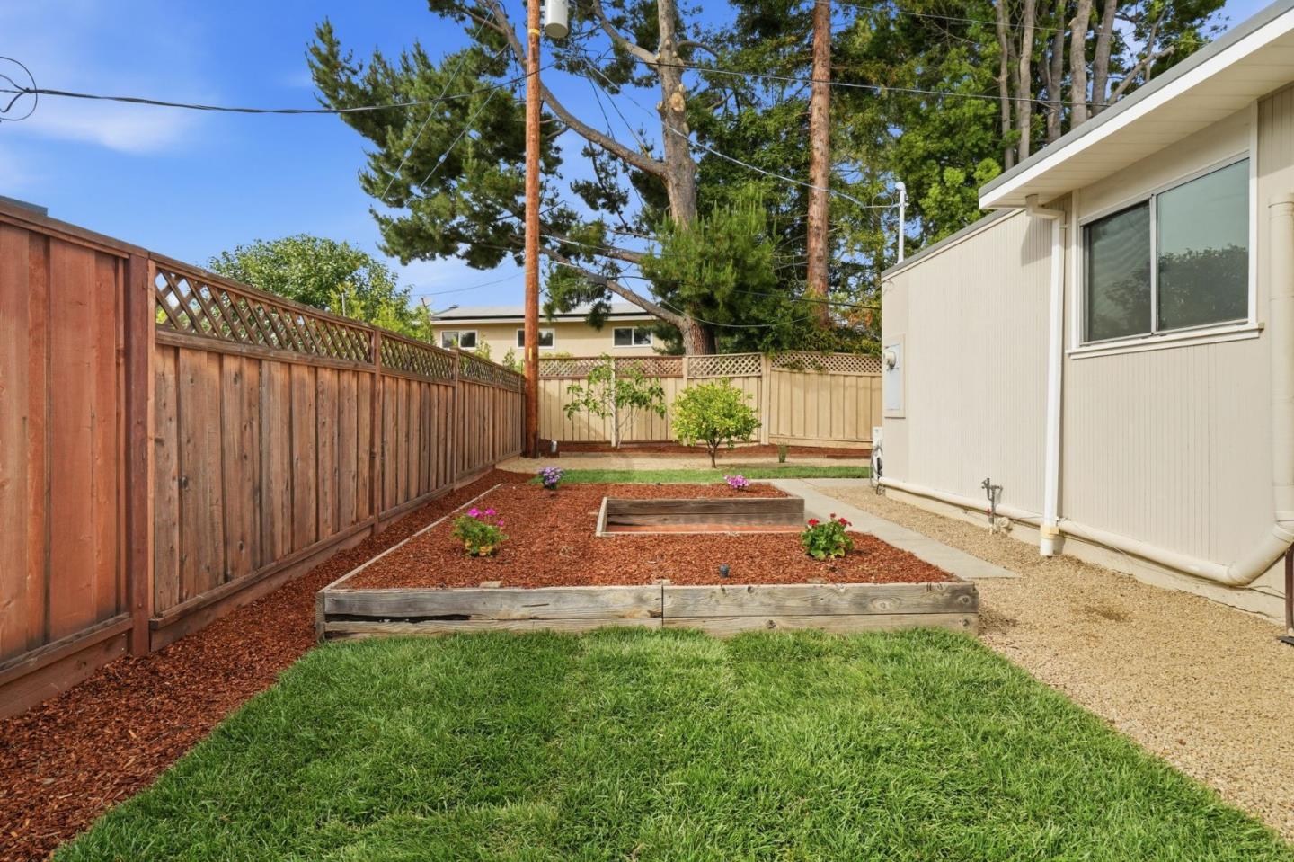 625 West Remington Drive