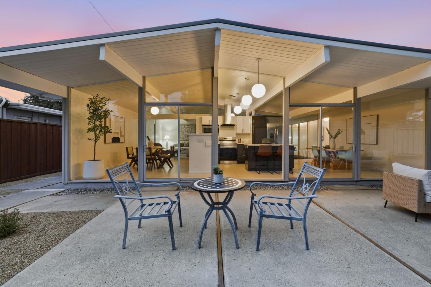 625 West Remington Drive