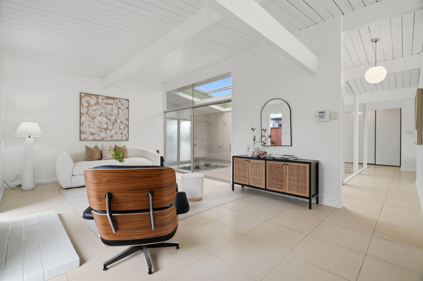 625 West Remington Drive