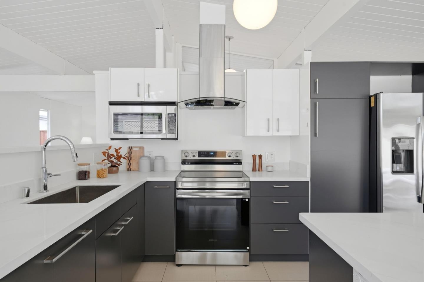 625 West Remington Drive