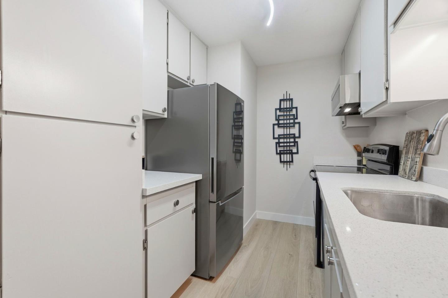 292 Tradewinds Drive 4