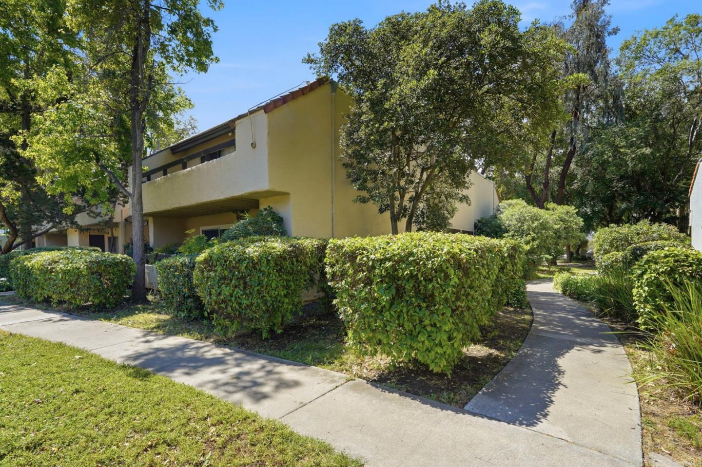 292 Tradewinds Drive 4