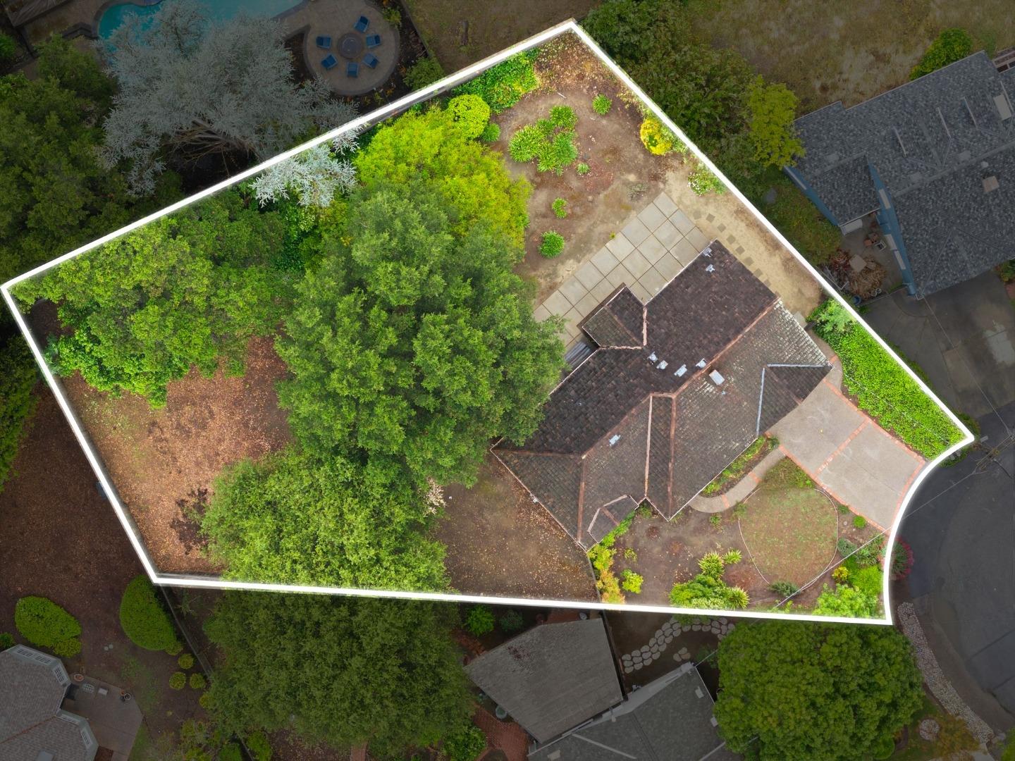 1711 William Henry Court