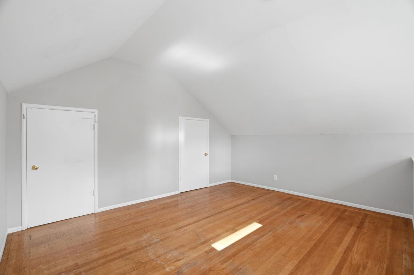 1711 William Henry Court